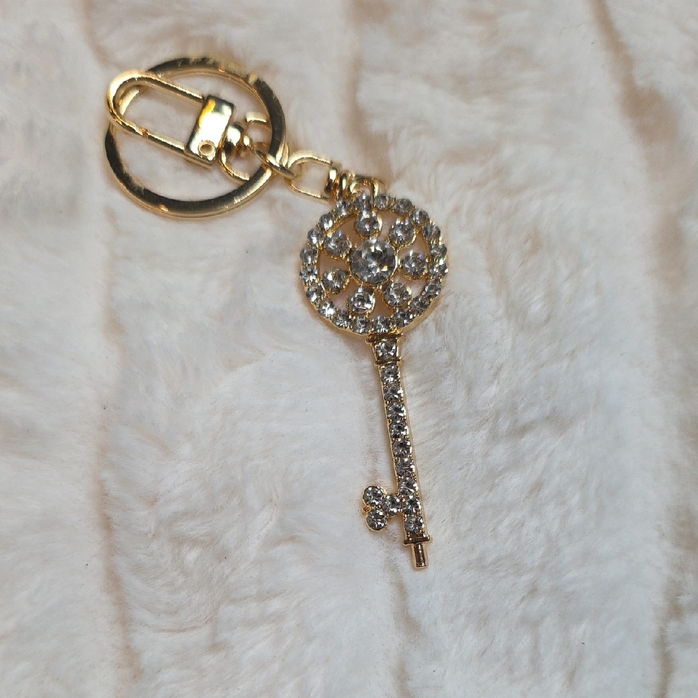 Sparkling Gold Key Charm Keychain